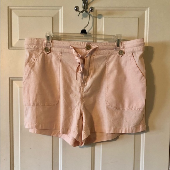 NWT Torrid Women’s Linen Shorts in Peach/Pink Size 14 - Picture 1 of 4